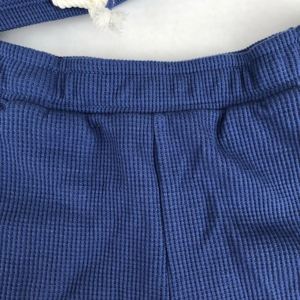 Toddler girl’s smoky blue thermal cinched hem-top and shorts set